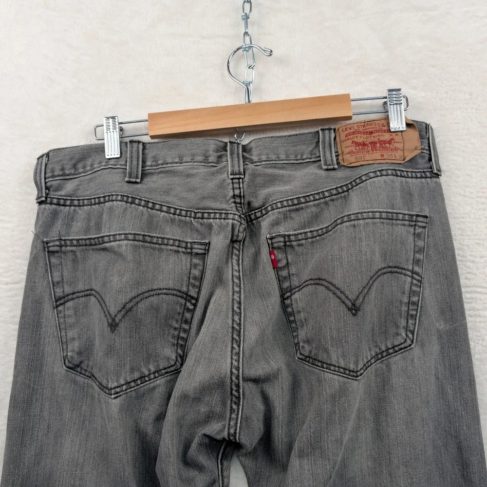 VTG Levi's 501 Jeans Men 37x30 Gray Straight Leg Button Fly Skater Grunge Y2K